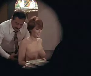 Edwige fenech - l'insegnante viene a casa desnudar fotos