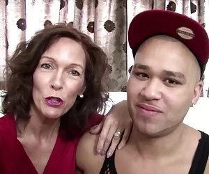 Real madura, mamá follada por joven no es su hijo sex anal