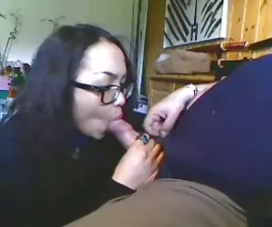 Mujeres desnudas hd amateur asiático chica golpes y se traga su amigo