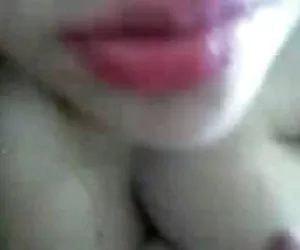  salwa árabe chica le da una mamada