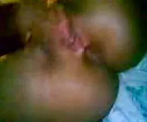 Indonesia chica se la follan en el culo por pakistaní culiando por atras