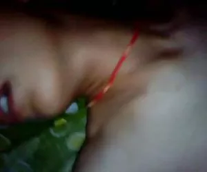 Lindo de la muchacha india con su chico vecino clara hindi viejas bien putas