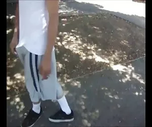 Mejores amigos y un agujero en los pantalones cortos xxx putas videos