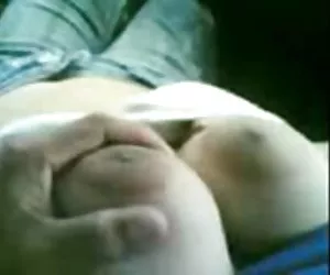  las grandes tetas malayo señora