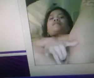  mi mujer asiática en la webcam 1