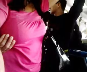 Touch mis tetas - encoxando bien putas