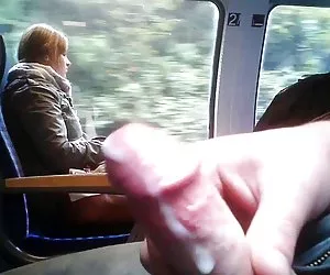  tren de la masturbación para una linda chica adolescente 2