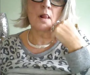  la abuela de la abuela tetonaza