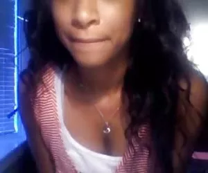 Negro hermoso adolescente jugando conmigo en la webcam fotos muchachas desnudas
