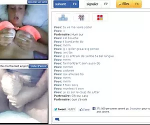 Bazoocam: buena corrida en las tetas y en la boca chicas calientes