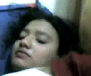 Bhabhi llegar sus hermosas tetas absorbido por su marido video forno xxx