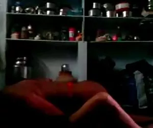 Desi tipo de mierda de otra mujer en la cocina vdo chicas hot porno