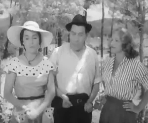 Sorprendente  la desnudez durante una película francesa de 1958