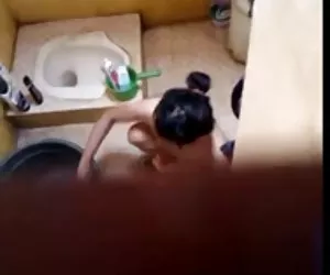  ngintip perawan mandi