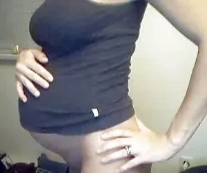 Apregnant  con grandes tetas, morena areola en webcam 1 (mrno)