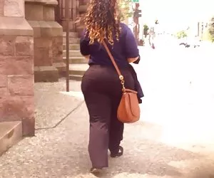 Jugoso  botín rica