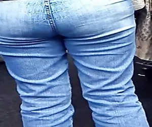 Grabe el culo de mi suegra y mi suegro no se dio cuenta viejas maduras xxx