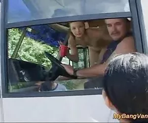 Un golpe en mi camioneta grupo orgía de mierda recogido de la calle imagenes de mujere desnudas