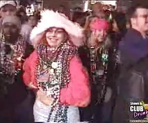 Tetas  intermitente de mardi gras