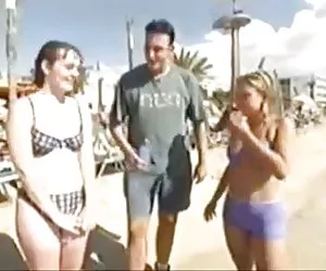 Propuesta indecente espectáculo de juego 2 putas bien perras
