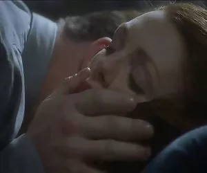 Julianne moore - el final de la aventura ver videos xxxx