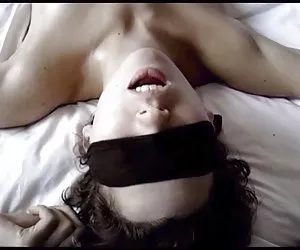 Margo  stilley lamiendo coño sexo escena