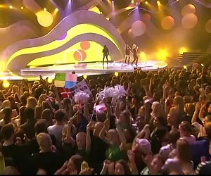  sexy cachonda sugababes en vivo