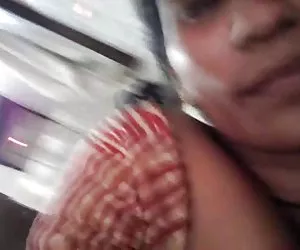 Caliente telugu randi tetas chupar y follar con sucios de audio perras y zorras