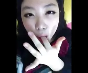 Corea adolescente masturbación ver porno
