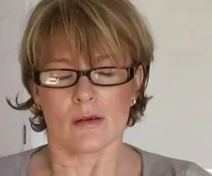  sie macht es sich