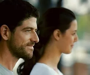 Melis  birkan sexy en issiz adam (solo) 2008
