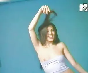 Fabrika  nipslip en mtv news