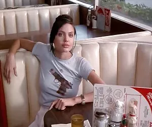 Angelina jolie - mojave moon (no en topless) compilación video porno v