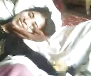 Amateur árabe esposa polla abofeteado mujeres putas