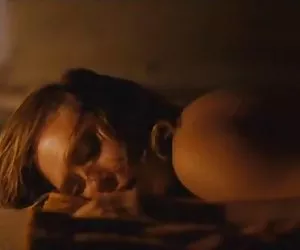 Elizabeth olsen - martha marcy may marlene mujeres desnudas calientes