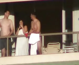Otro balcón a la mierda la parte 2 de 6 xxx y videos porno