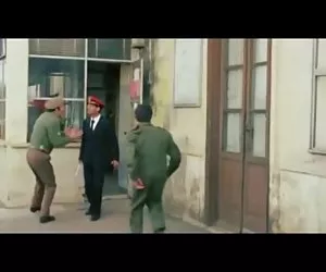 Divertida comedia italiana vintage bbw gordas desnudas